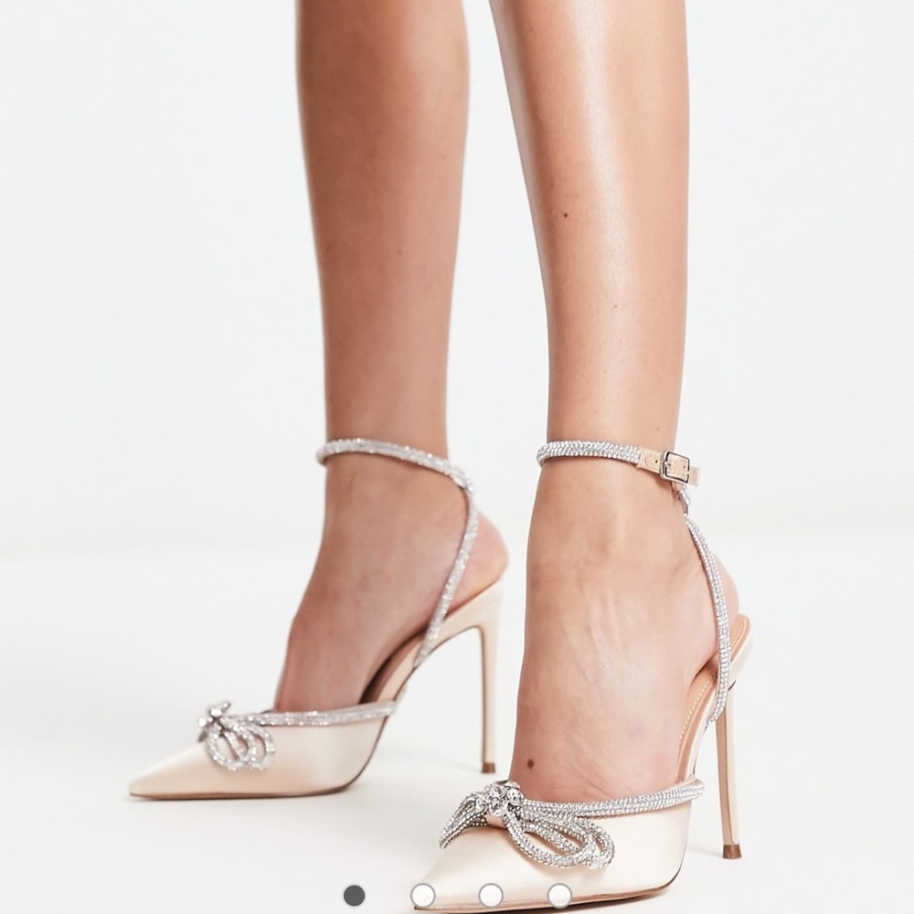 Steve Madden Cream Slingback Heels with Rhinestone Embellishments